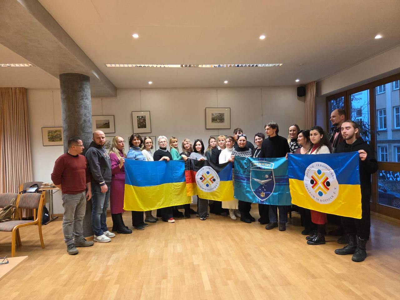 Gründung der Vereinigung ukrainischer Schriftstellerinnen und Schriftsteller in Deutschland